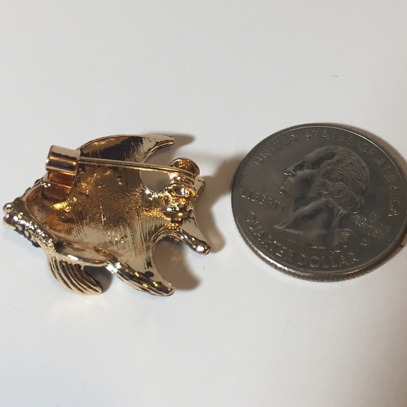 Fish Brooch Pin - Picture 3 of 3